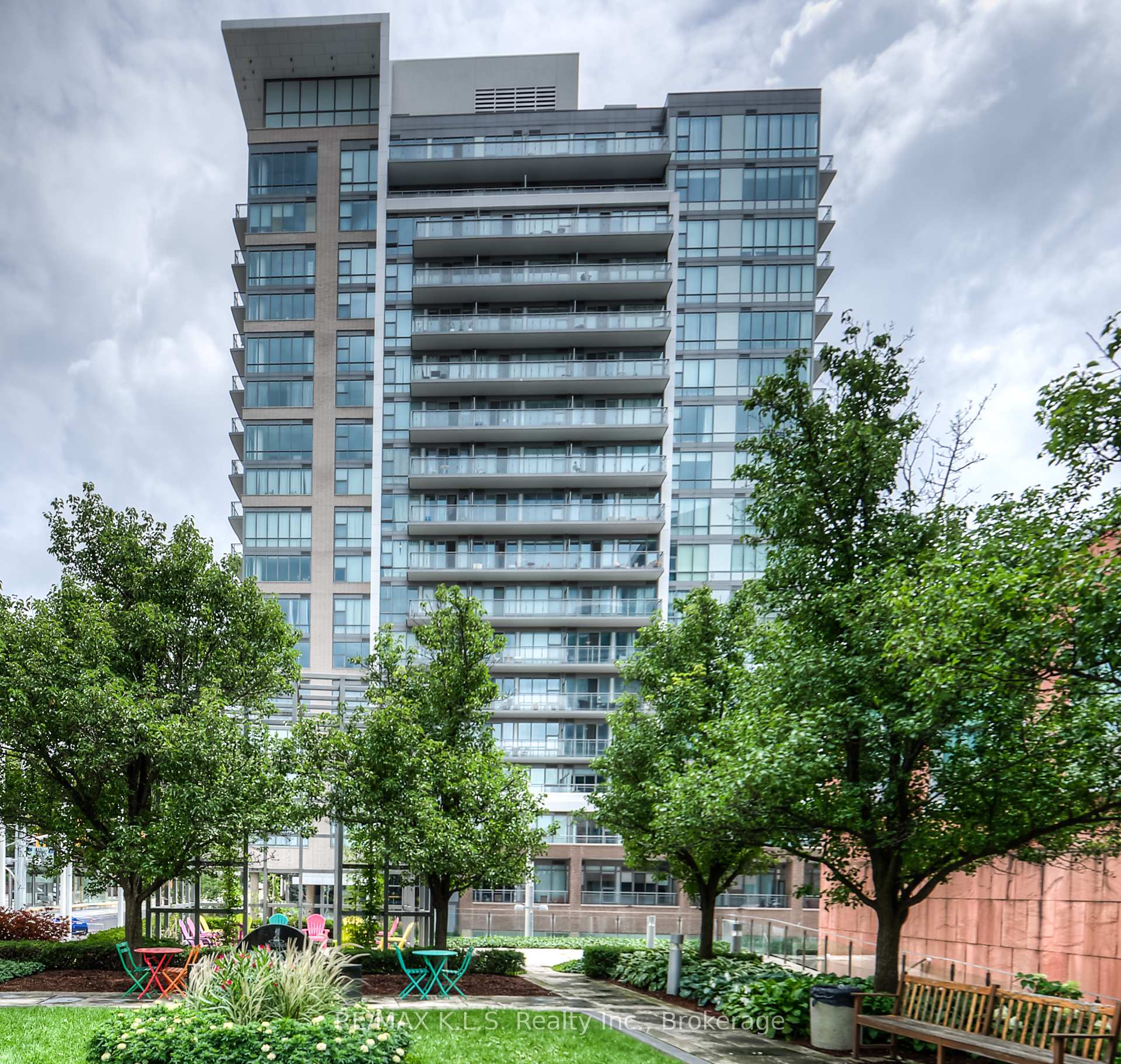 85 Duke Street W 1404, Kitchener, ON N2H 0B7, Kitchener — photo 1