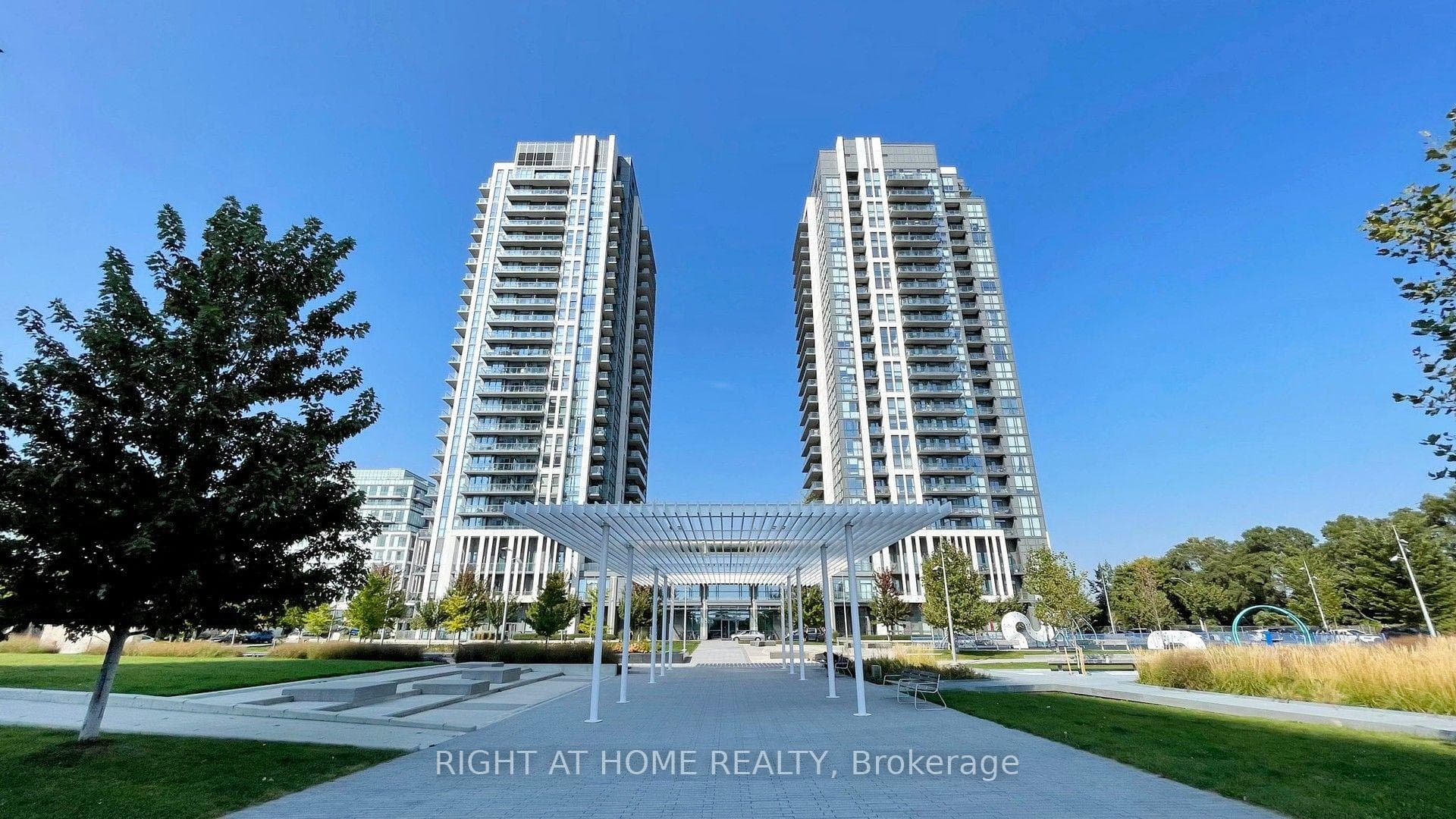 15 Zorra Street 1807, Toronto, ON M8Z 0C1, Toronto W08 — photo 1