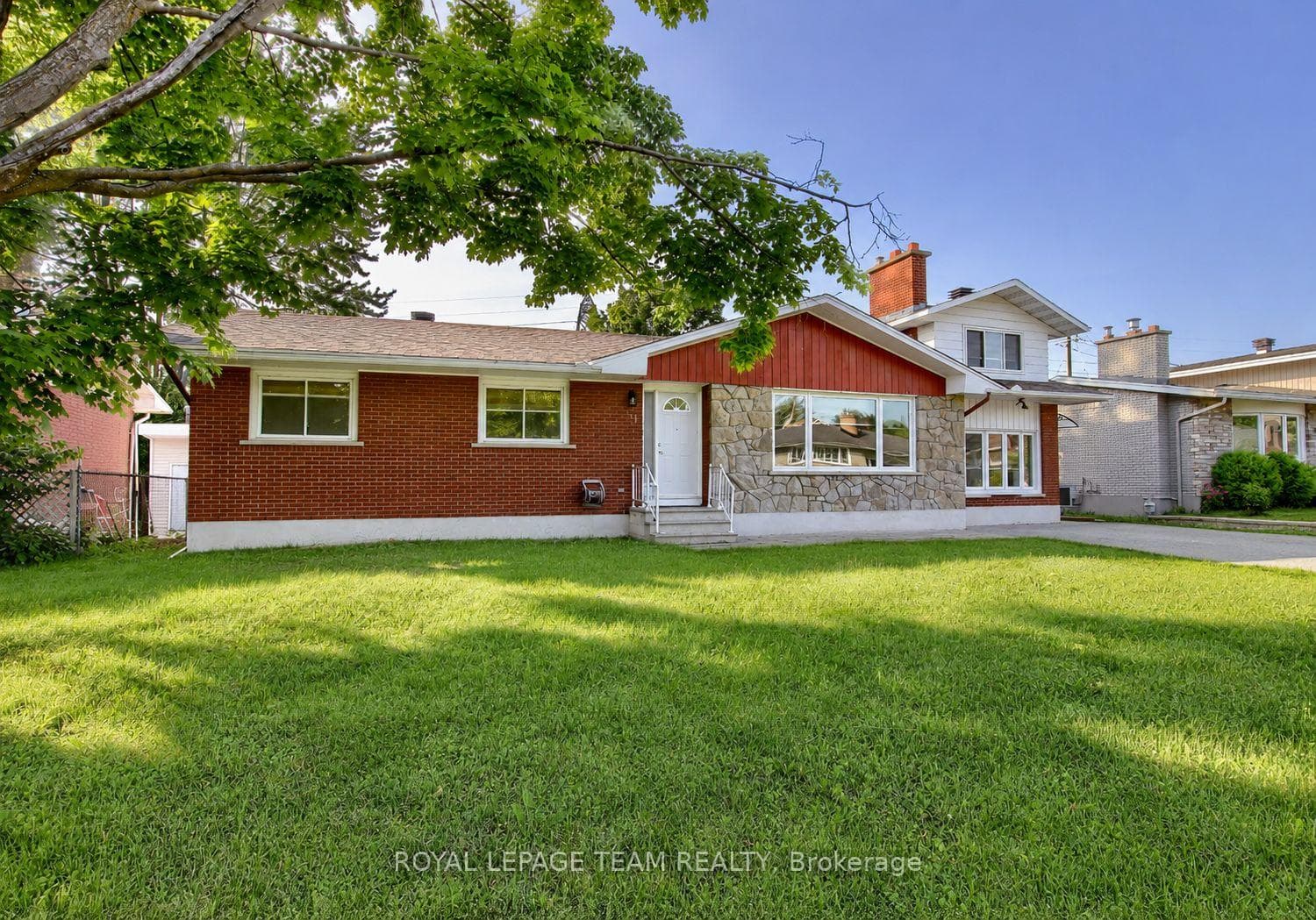 31 Pritchard Drive, South of Baseline to Knoxdale, ON K2G 1B2, South of Baseline to Knoxdale — photo 1