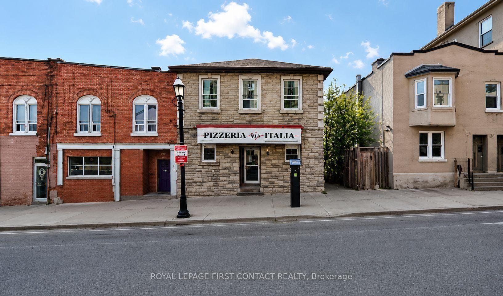 18 Mulcaster Street, Barrie, ON L4M 3M1, Barrie — photo 1