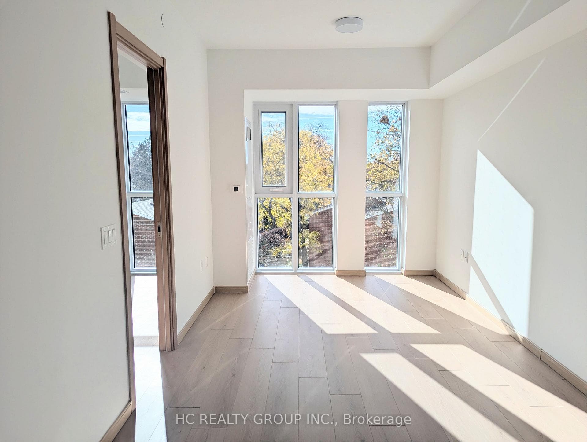 3421 SHEPPARD Avenue 302, Toronto, ON M1T 0C1, Toronto E05 — photo 1