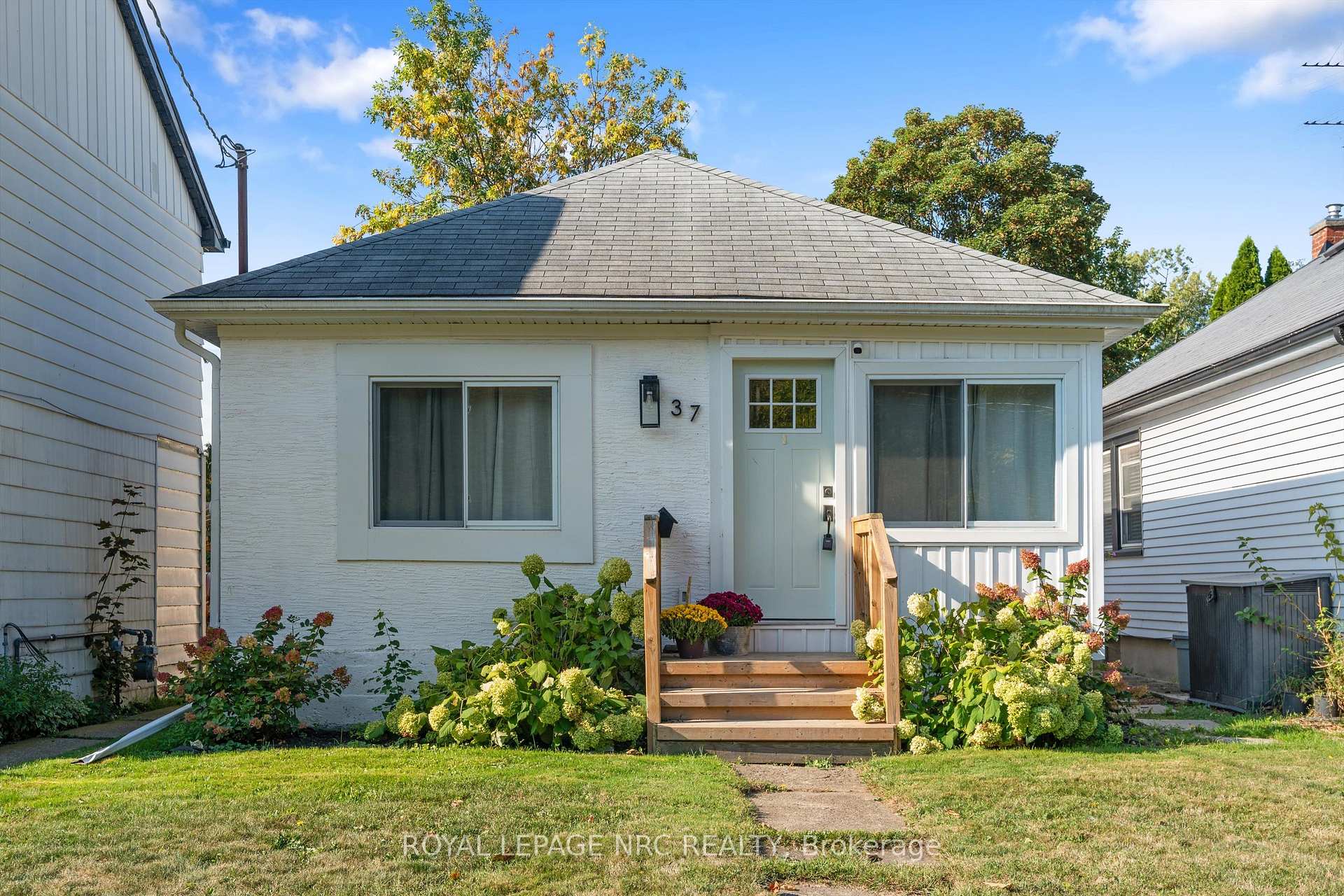 37 Lock Street, St. Catharines, ON L2N 5B8, St. Catharines — photo 1