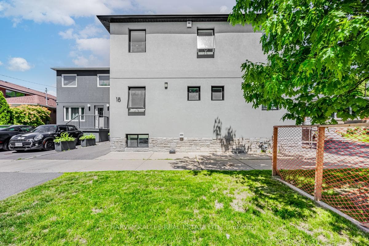 18 Cavell Avenue, Toronto, ON M8V 1P2, Toronto W06 — photo 1