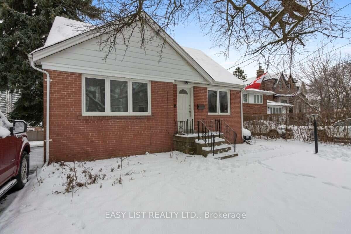 39 Churchill Avenue, Toronto, ON M2N 1Y6, Toronto C07 — photo 1