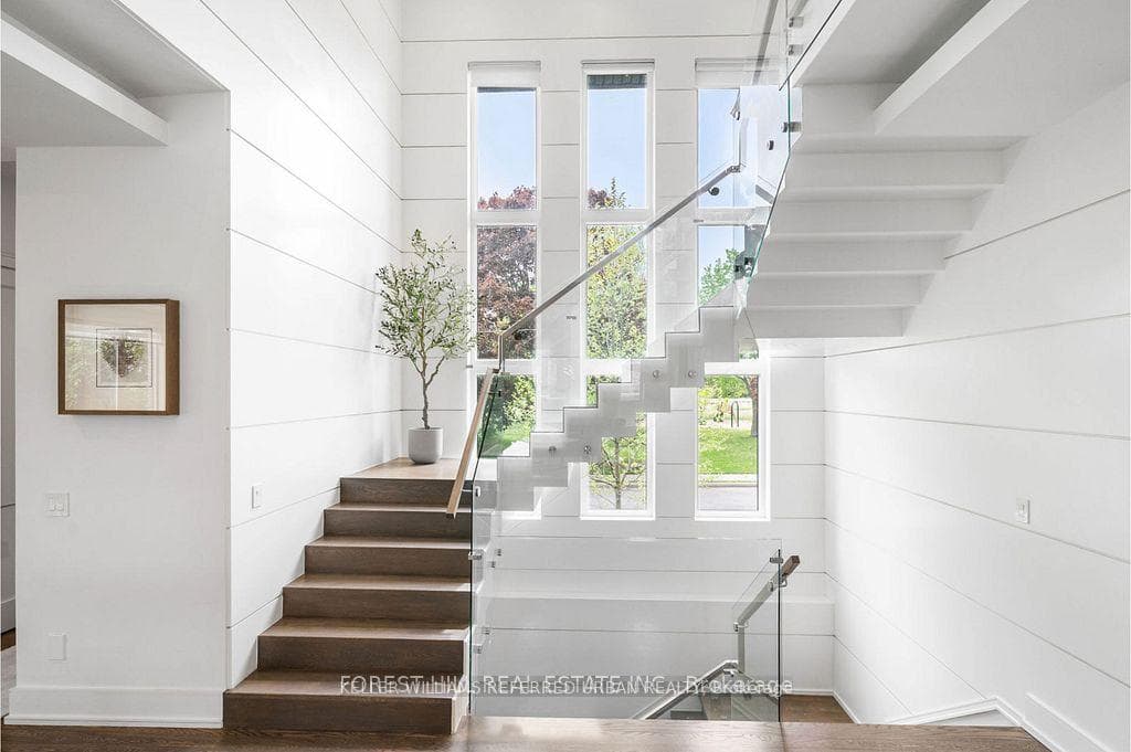 416 Patricia Avenue, Toronto, ON M2R 2M9, Toronto C07 — photo 1