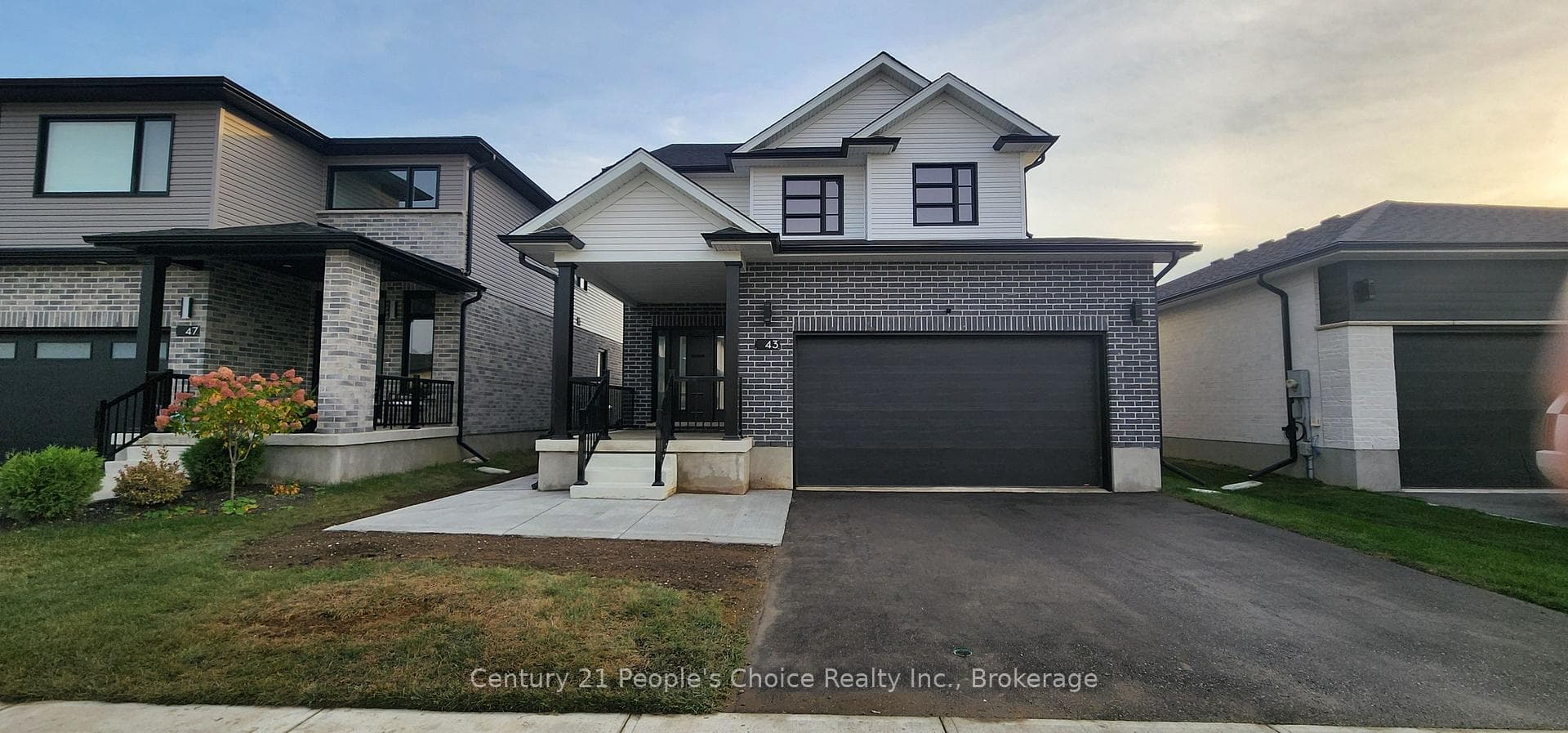 43 Weymouth Street, Woolwich, ON N3B 0E6, Woolwich — photo 1