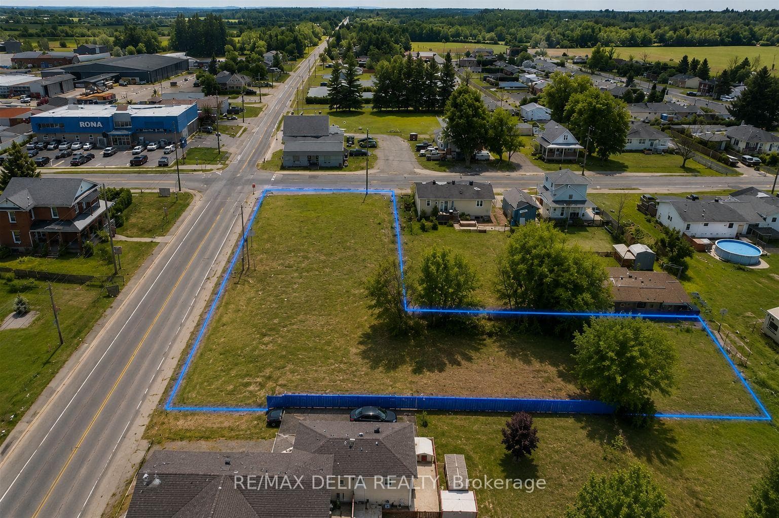 904 Lacroix Road, Clarence-Rockland, ON K0A 2A0, Clarence-Rockland — photo 1