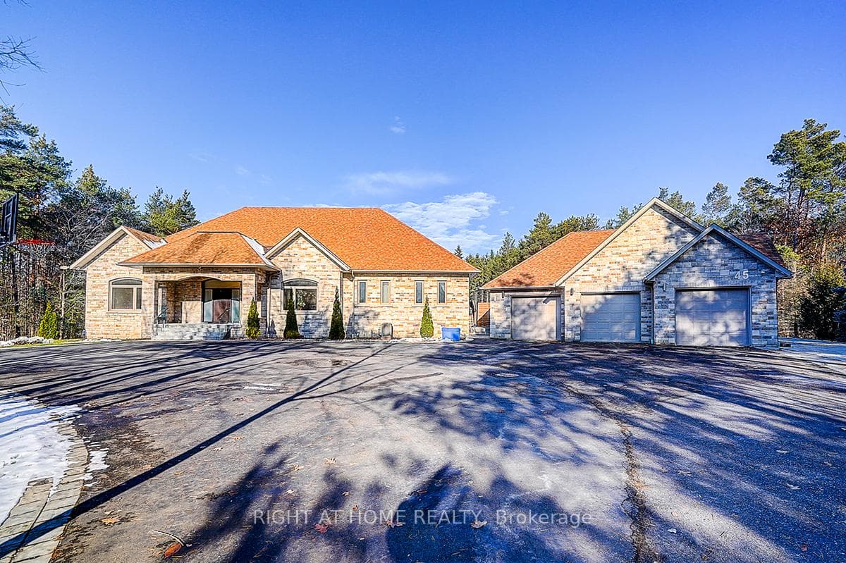 45 Loggers Trail, Whitchurch-Stouffville, ON L4A 2L6, Whitchurch-Stouffville — photo 1