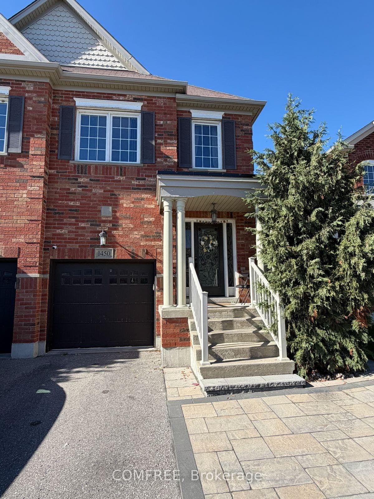 1450 Rennie Street, Oshawa, ON L1K 0N9, Oshawa — photo 1