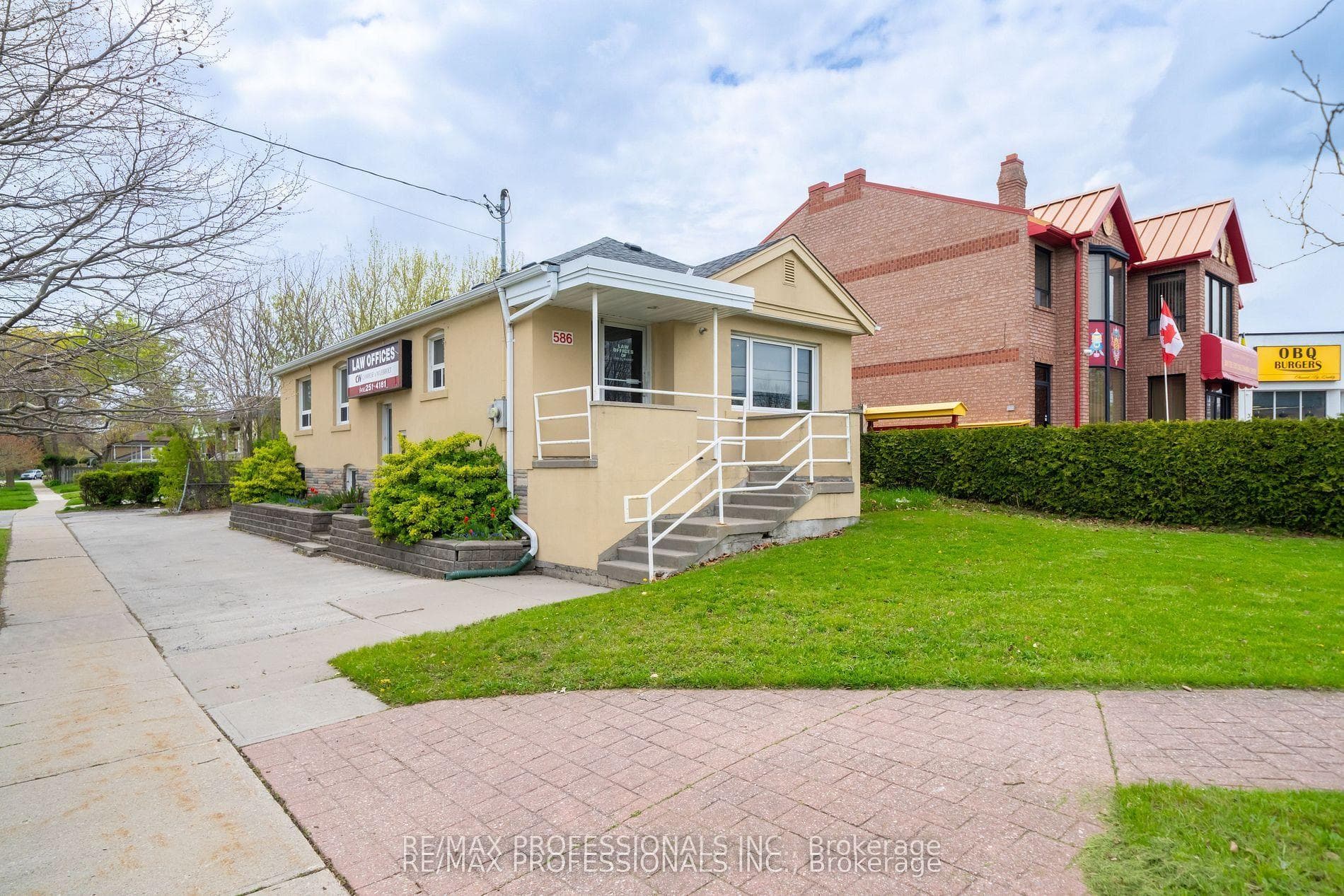 586 Browns Line, Toronto, ON M8W 3V5, Toronto W06 — photo 1