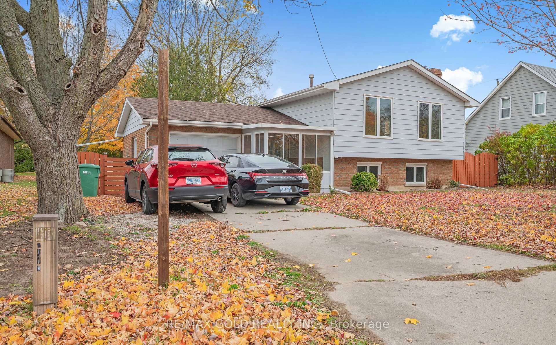 21990 Hagerty Road, Southwest Middlesex, ON N0L 2N0, Southwest Middlesex — photo 1