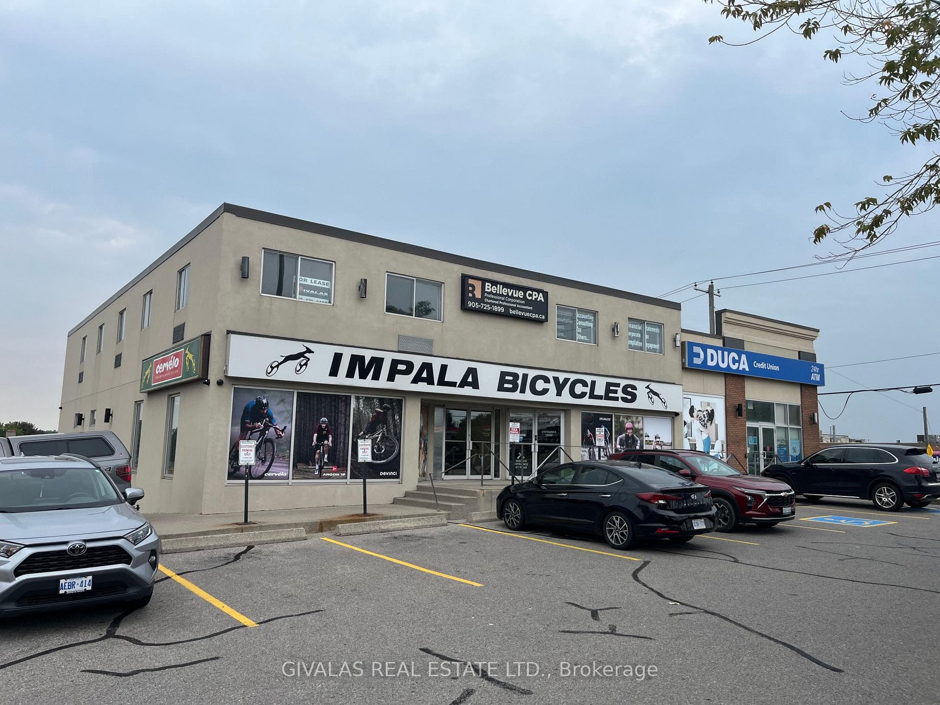 1818 Dundas Street E 203, Whitby, ON L1N 2L4, Whitby — photo 1