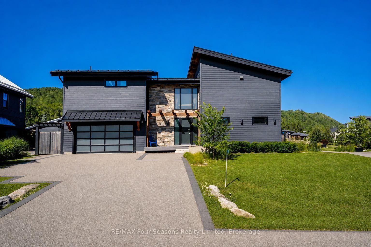 116 Arnot Crescent, Blue Mountains, ON L9Y 0Z8, Blue Mountains — photo 1
