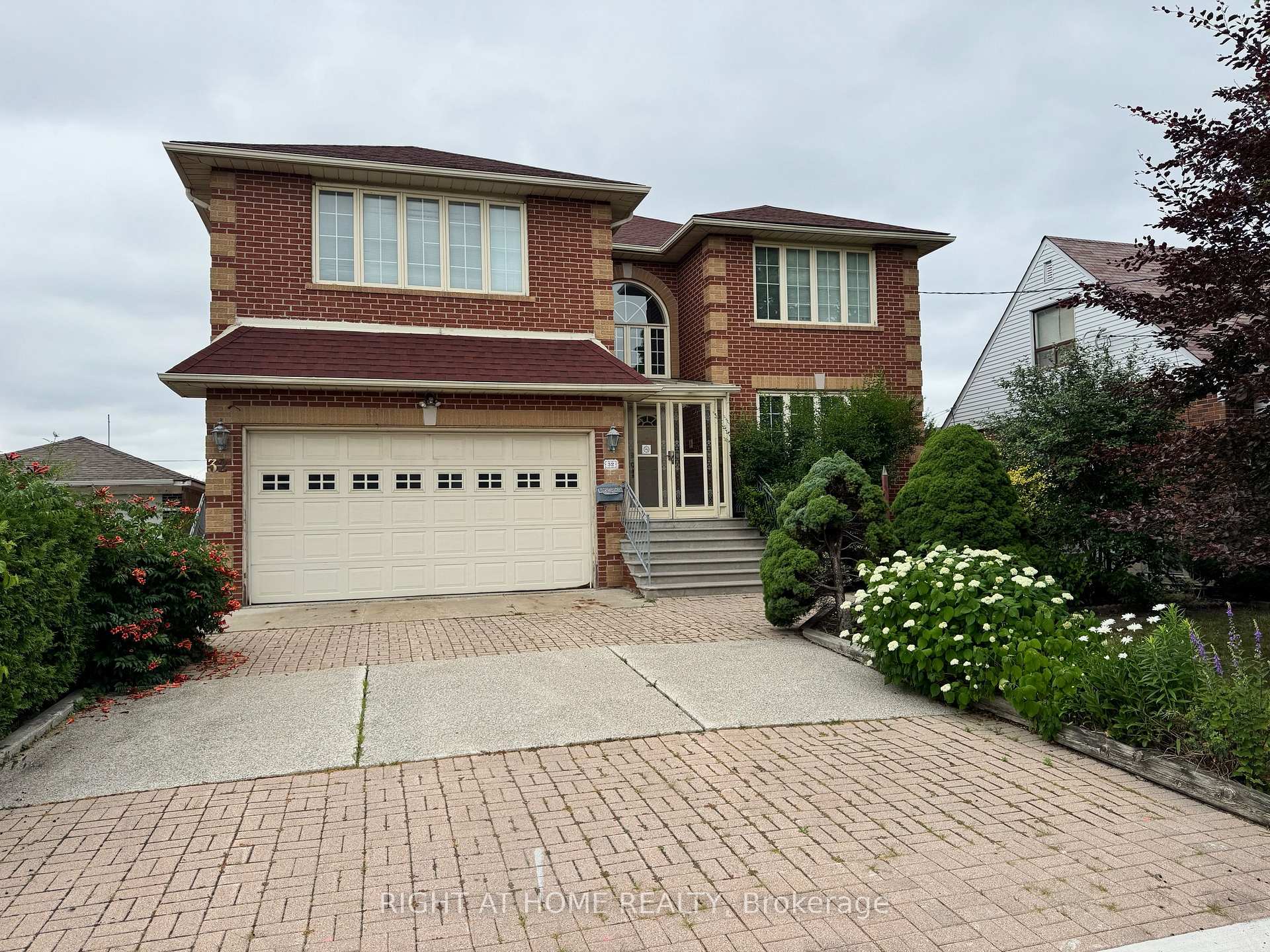 32 Creston Road, Toronto, ON M6A 1J1, Toronto W04 — photo 1