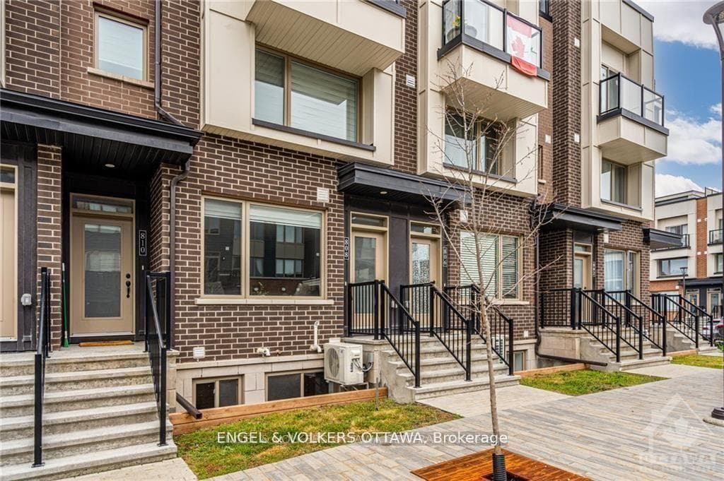 808 Kiniw Private, Manor Park - Cardinal Glen and Area, ON K1K 5A4, Manor Park - Cardinal Glen and Area — photo 1