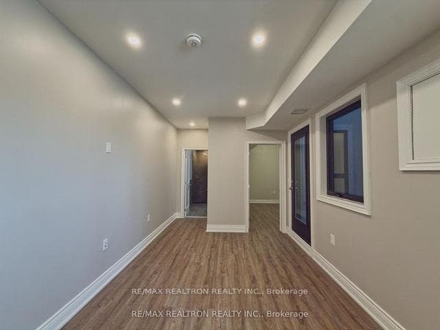 294 Wilson Avenue 202, Toronto, ON M3H 1S8, Toronto C06 — photo 1