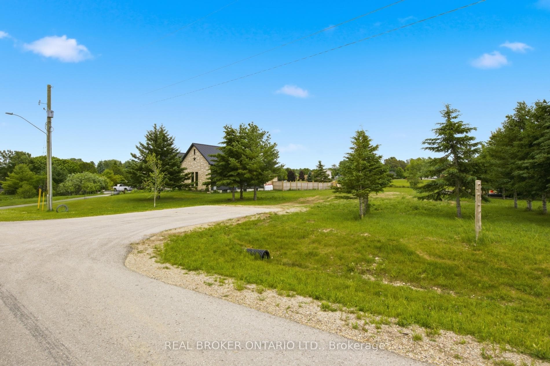 1022 Currie Street, Howick, ON N0G 2X0, Howick — photo 1