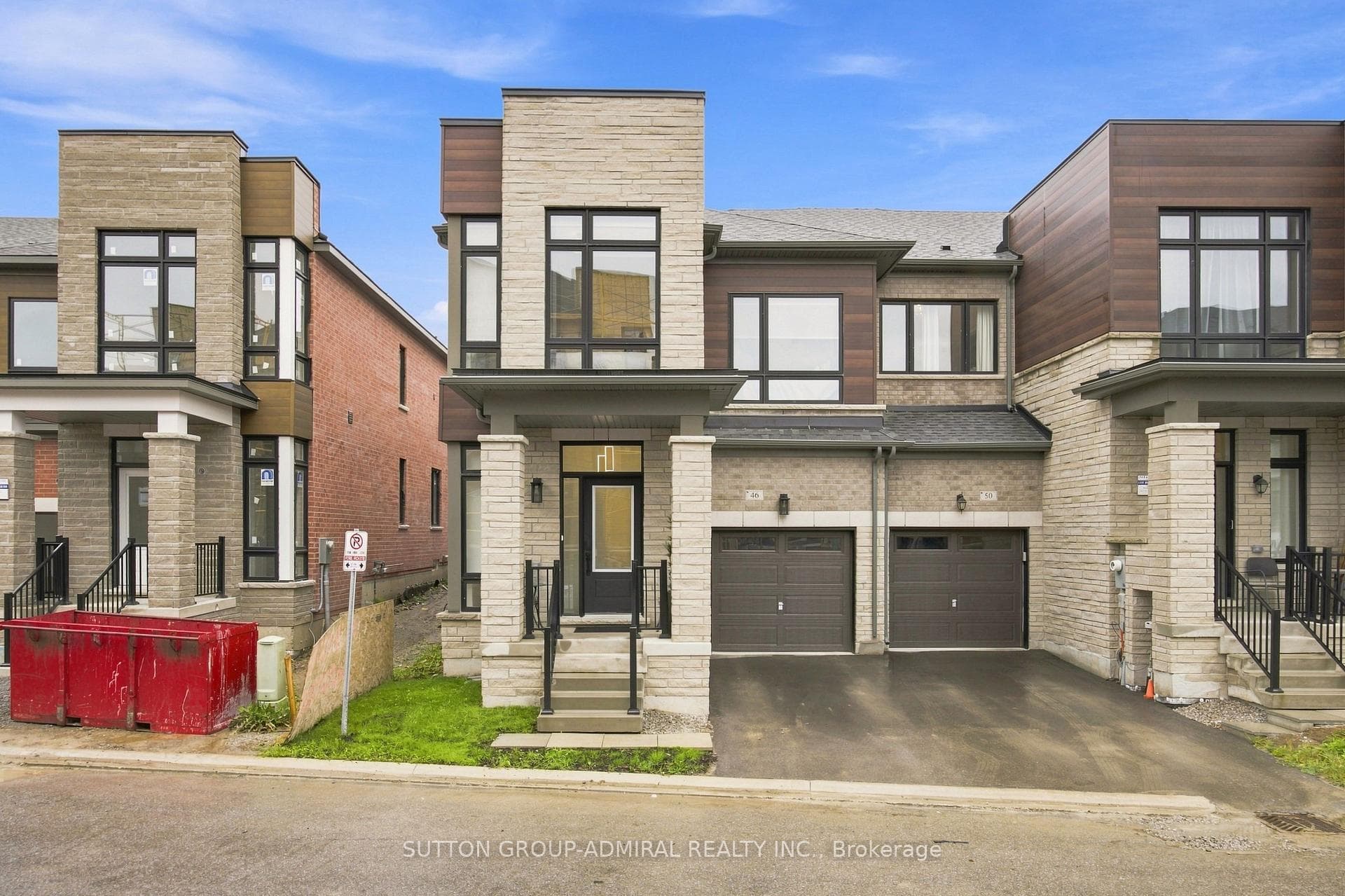 46 Fish Drive, Aurora, ON L4B 4A7, Aurora — photo 1