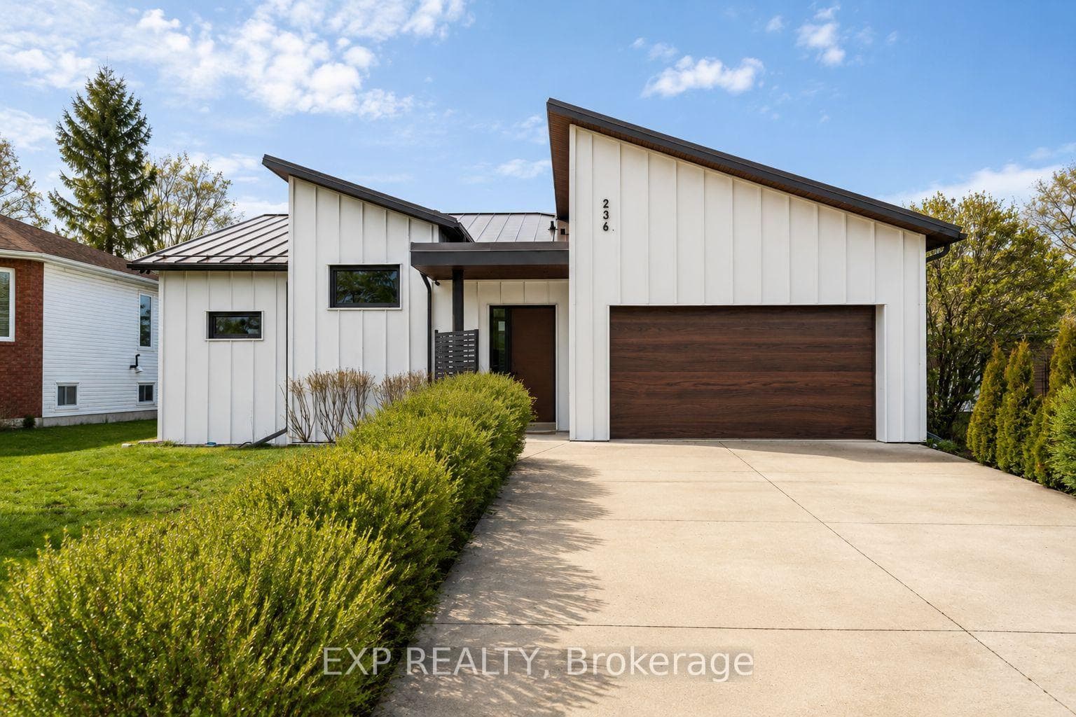 236 Cox Mill Road, Barrie, ON L4N 4G5, Barrie — photo 1