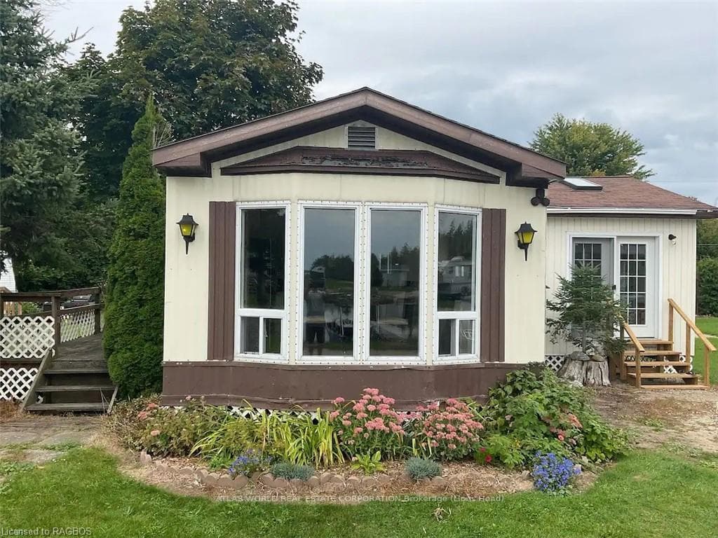 9 TAMARAC Road 11, Northern Bruce Peninsula, ON N0H 2R0, Northern Bruce Peninsula — photo 1