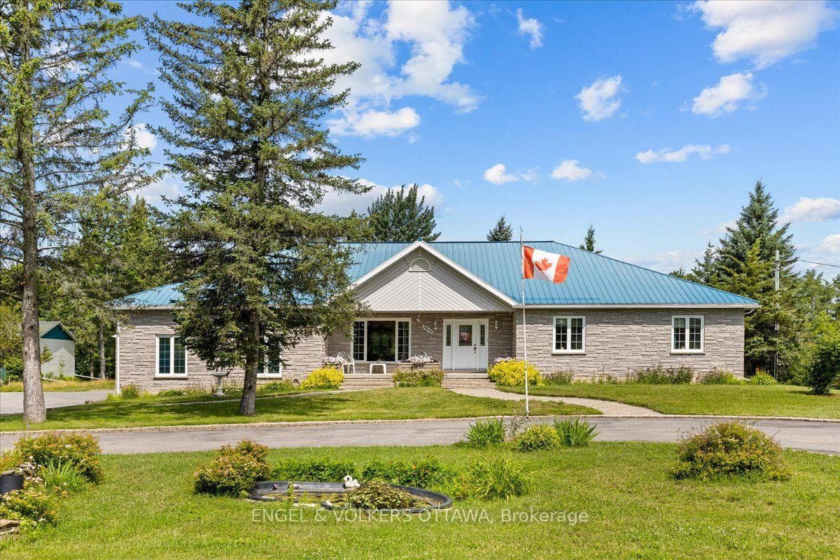 3805 Big Rideau Lake Road, Rideau Lakes, ON K0G 1V0, Rideau Lakes — photo 1