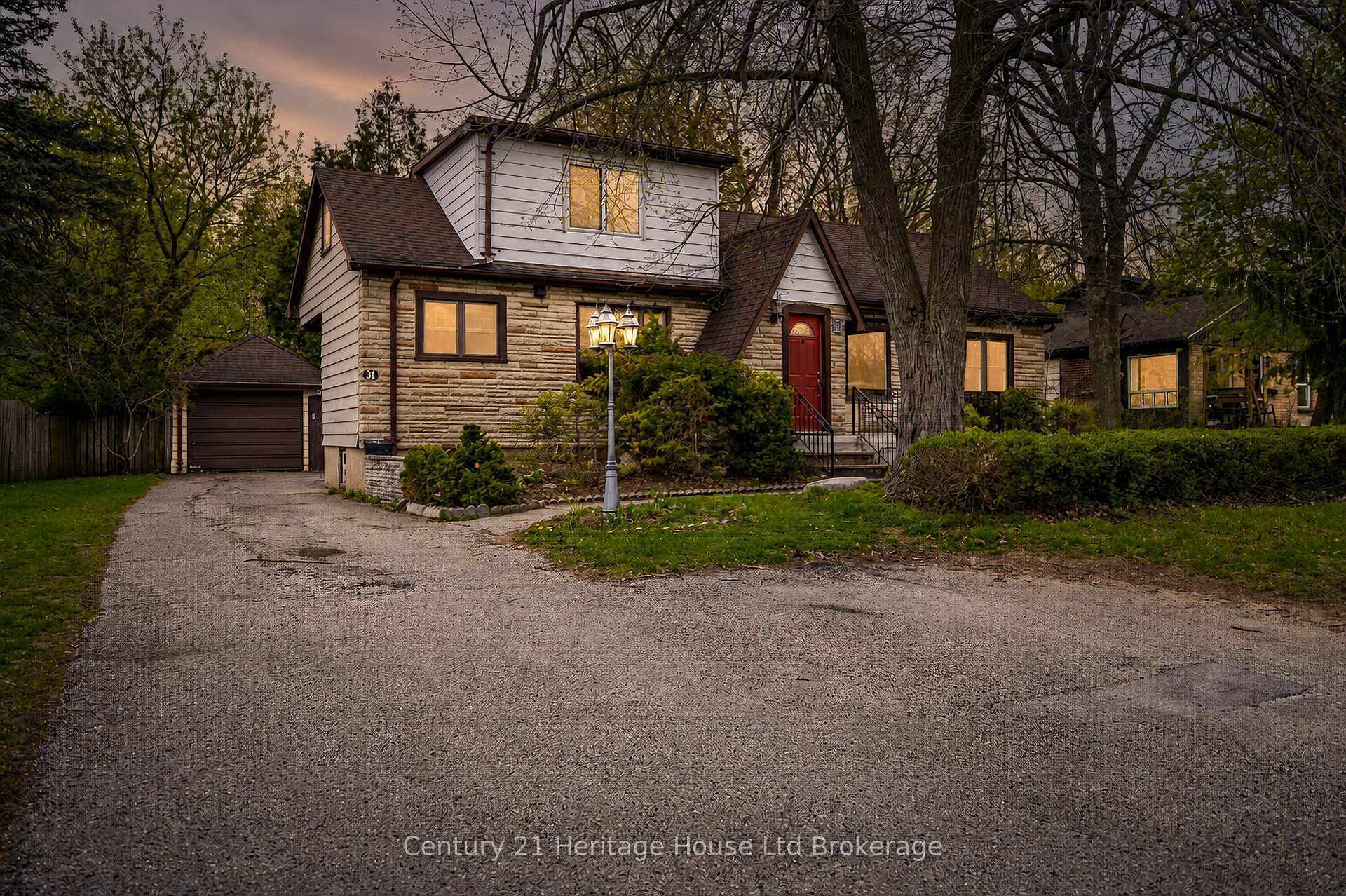 31 Wethered Street, London East, ON N5Y 1G8, London East — photo 1