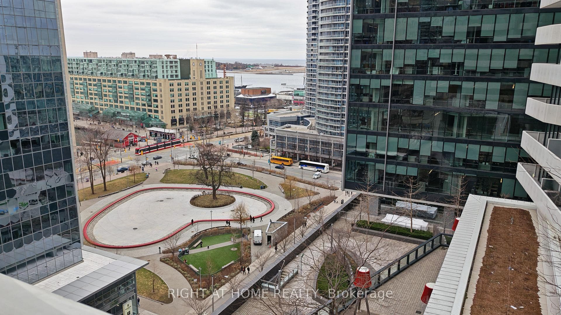 88 Harbour Street 1401, Toronto, ON M5J 0C3, Toronto C01 — photo 1