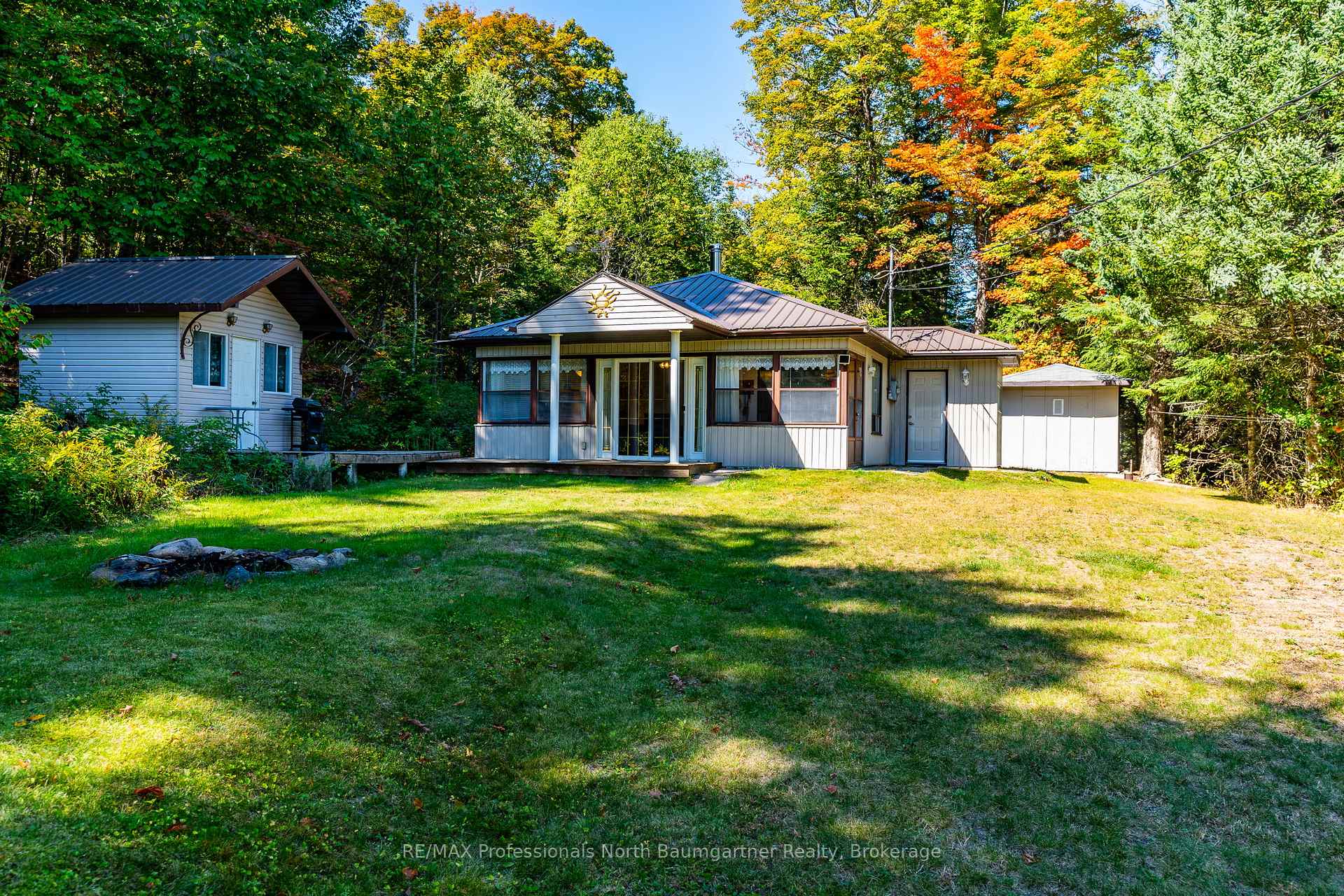 1566 West Settlement Road, Dysart et al, ON K0M 1S0, Dysart et al — photo 1