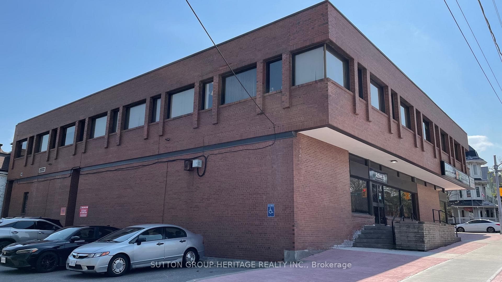 185 Brock Street 102, Whitby, ON L1N 4H3, Whitby — photo 1