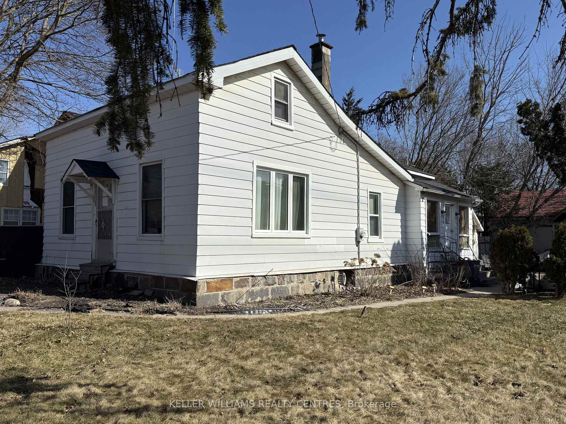 1 Queen Street, Whitby, ON L1M 1C5, Whitby — photo 1
