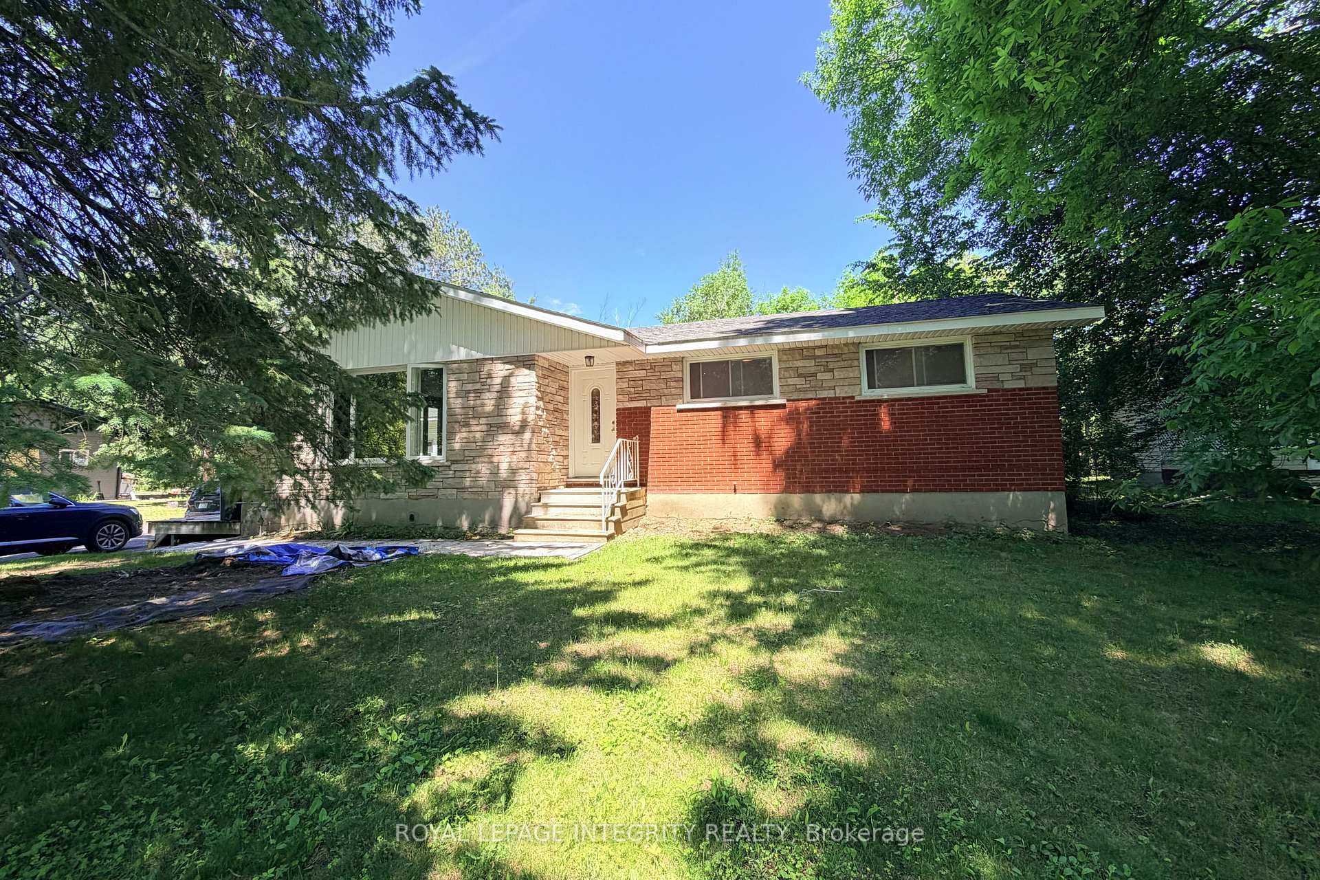 6330 Rothbourne Road, Carp - Huntley Ward, ON K0A 1L0, Carp - Huntley Ward — photo 1