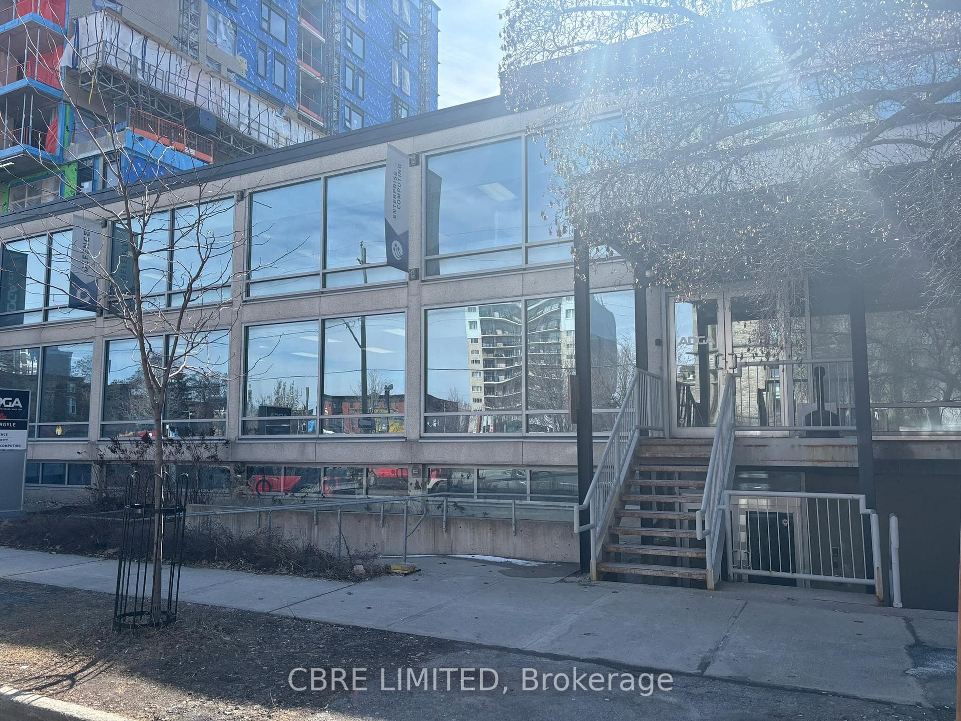 110 Argyle Avenue, Ottawa Centre, ON K2P 1B4, Ottawa Centre — photo 1