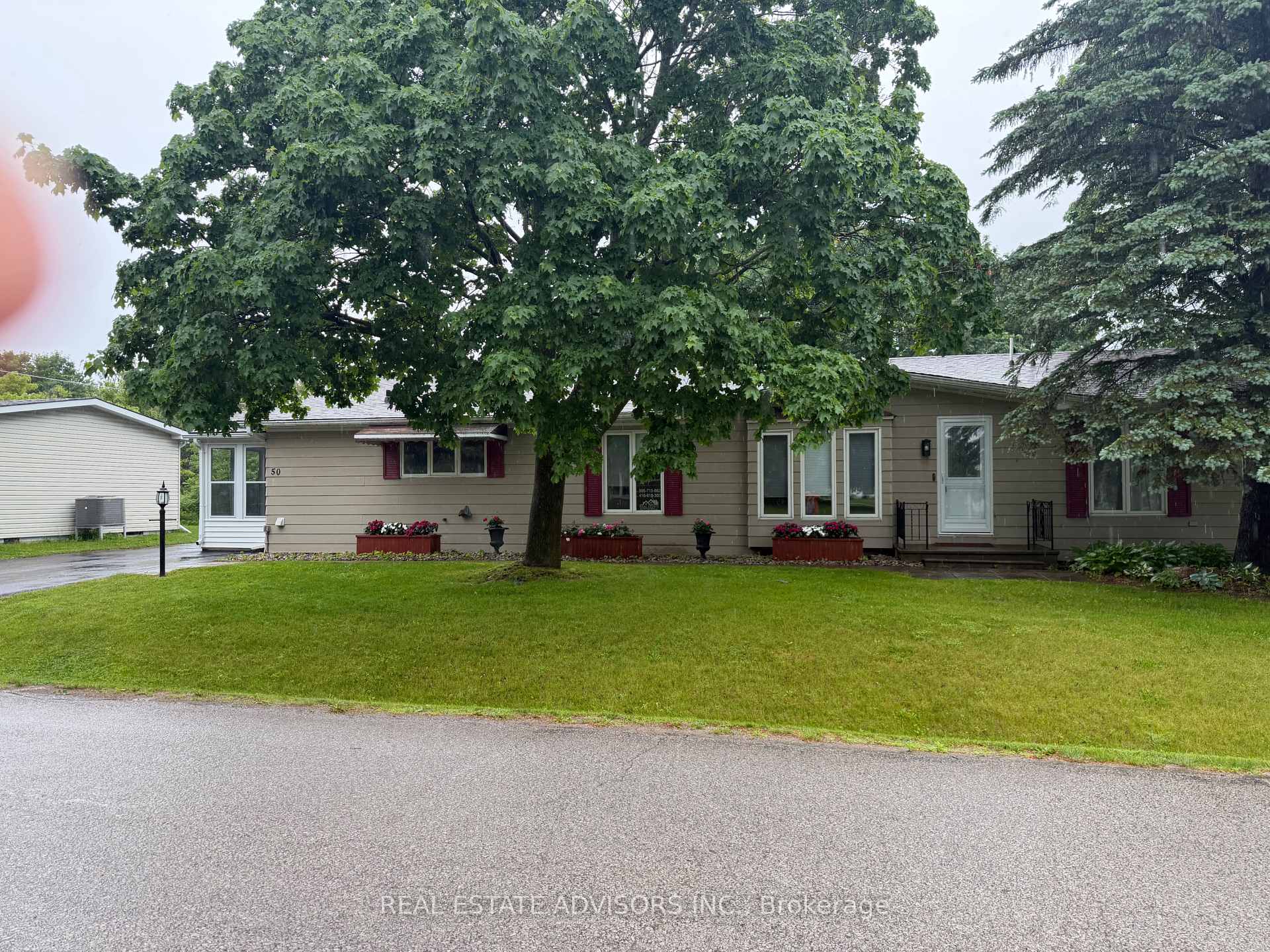 50 Juno Crescent, Georgina, ON L0E 1R0, Georgina — photo 1