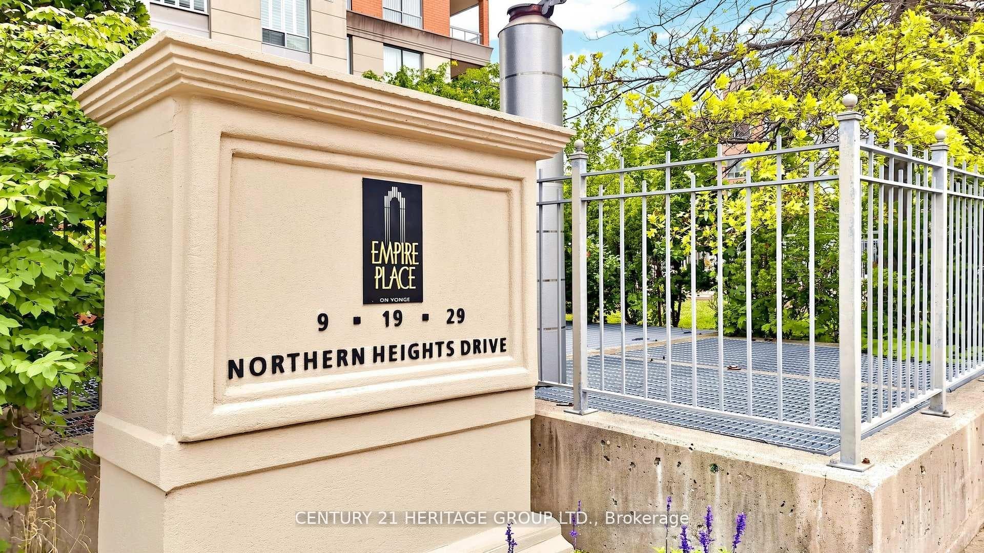 9 Northern Heights Drive 707, Richmond Hill, ON L4B 4M5, Richmond Hill — photo 1