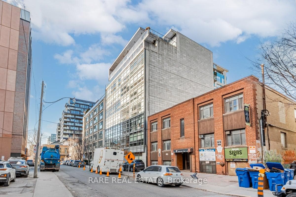 42 Camden Street 302, Toronto, ON M5V 1V1, Toronto C01 — photo 1