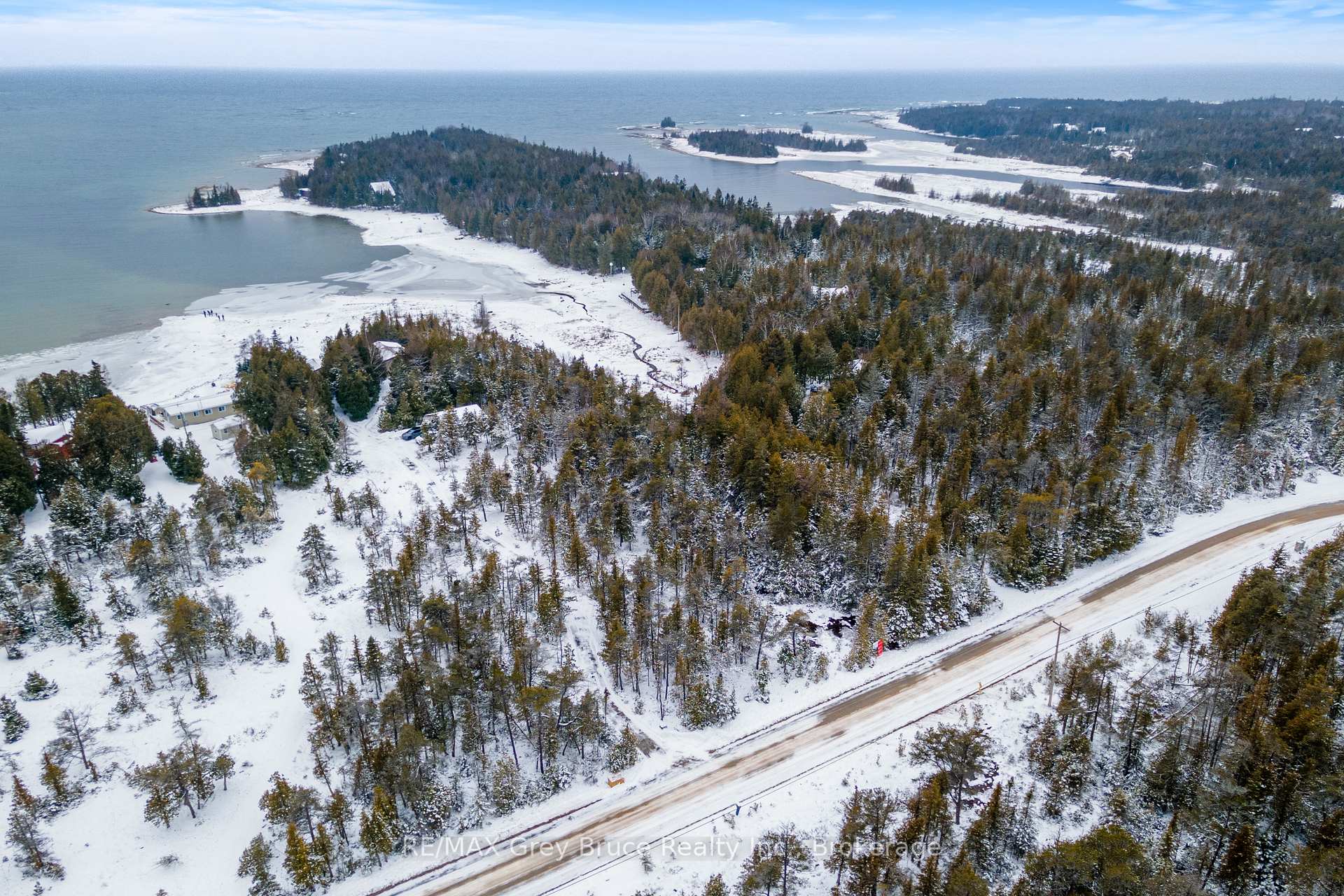 660 Dorcas Bay Road, Northern Bruce Peninsula, ON N0H 2R0, Northern Bruce Peninsula — photo 1