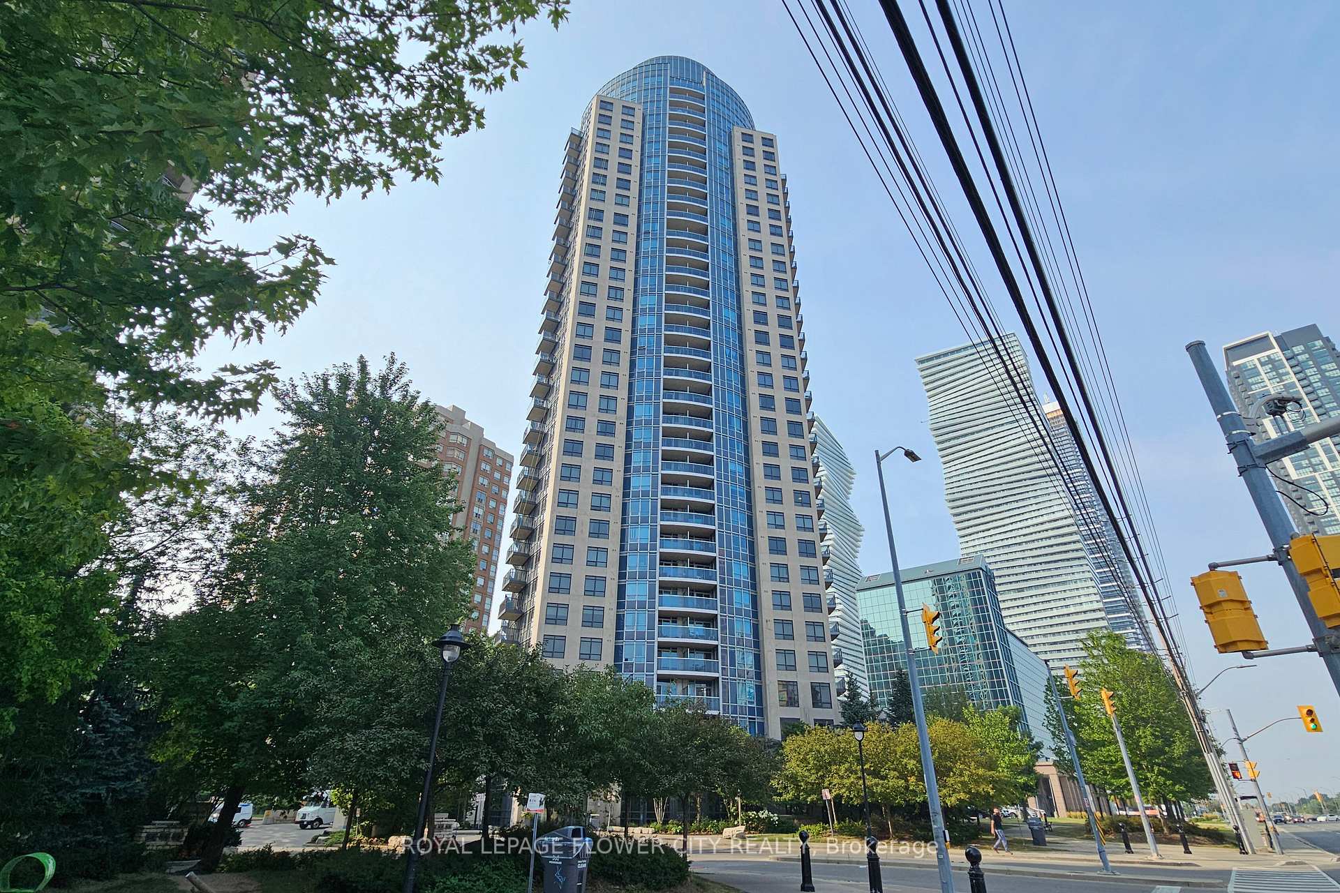 330 Burnhamthorpe Road W 1902, Mississauga, ON L5B 0E1, Mississauga — photo 1