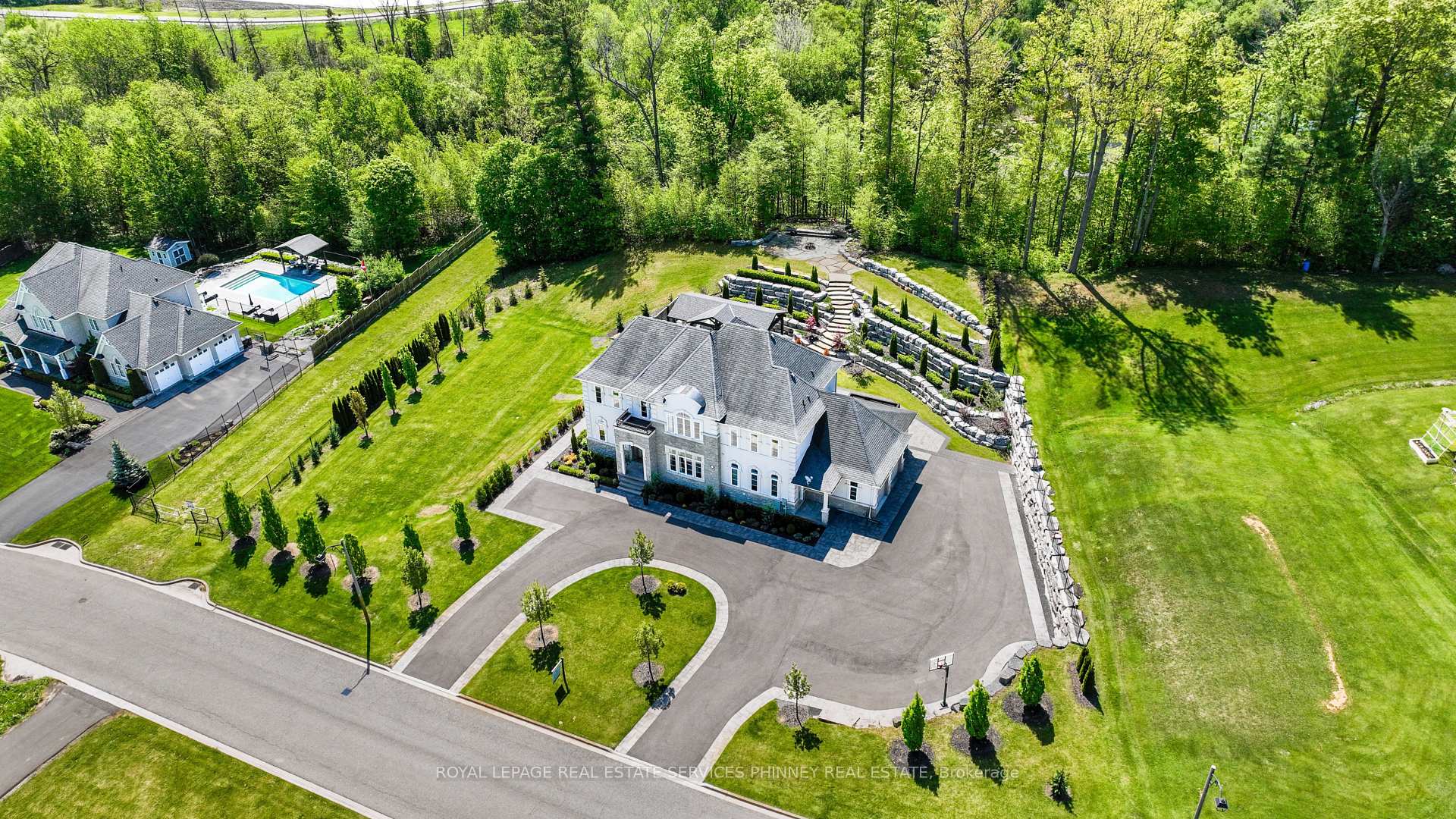 197 Nottingham Forest Road, Bradford West Gwillimbury, ON L3Z 0H2, Bradford West Gwillimbury — photo 1