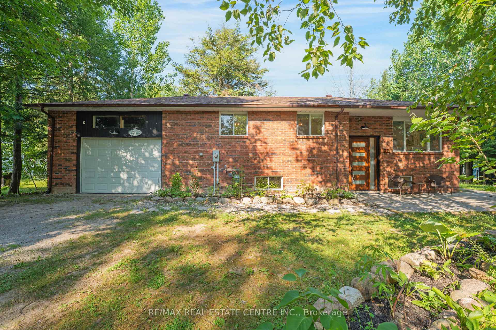 27 IRENE Road, Tiny, ON L0L 2J0, Tiny — photo 1
