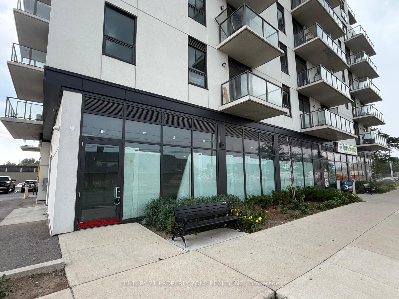 7 Erie Avenue 112, Brantford, ON N3S 2E7, Brantford — photo 1