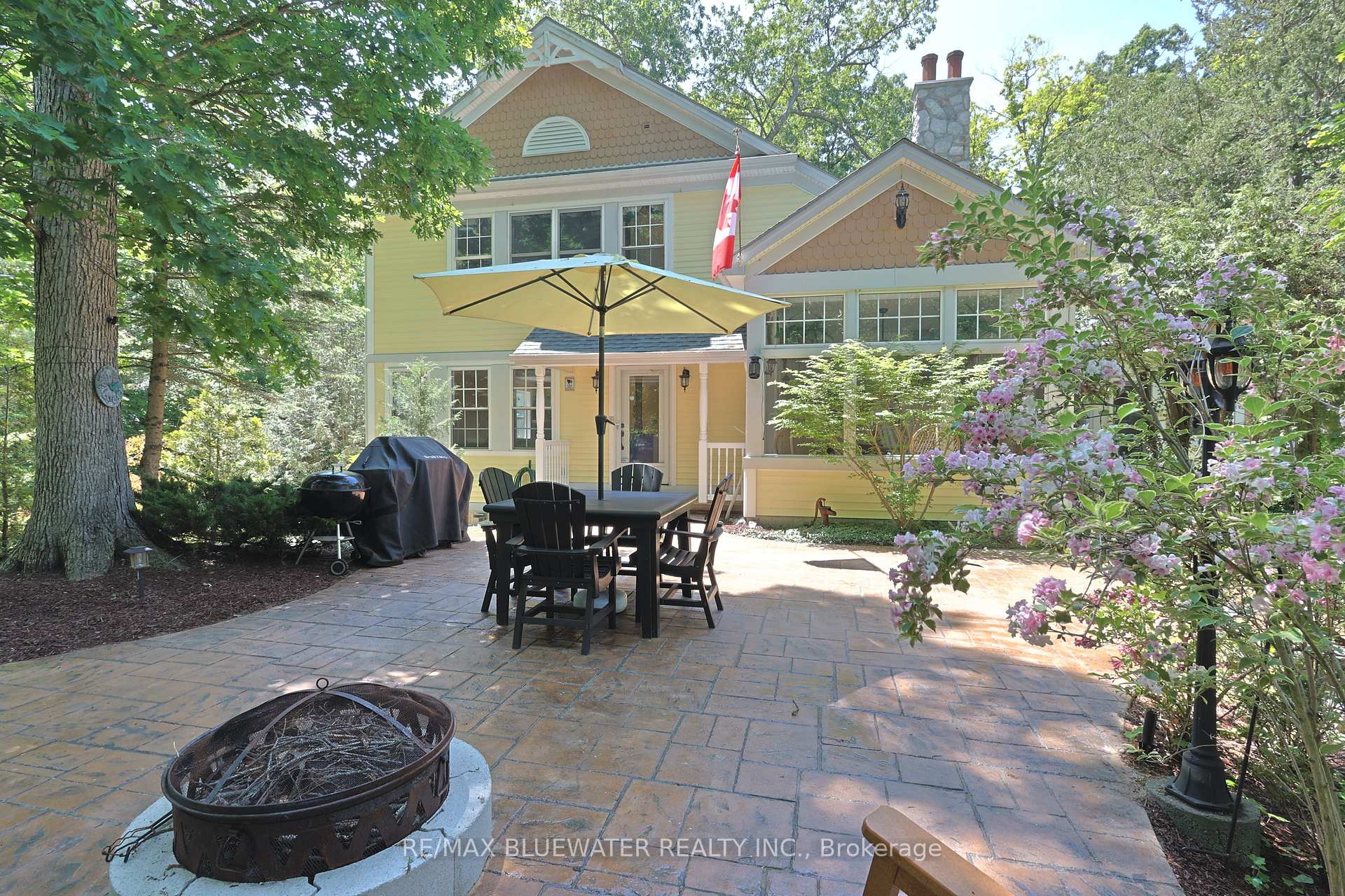 5 PHILLIP Street, South Huron, ON N0M 1T0, South Huron — photo 1