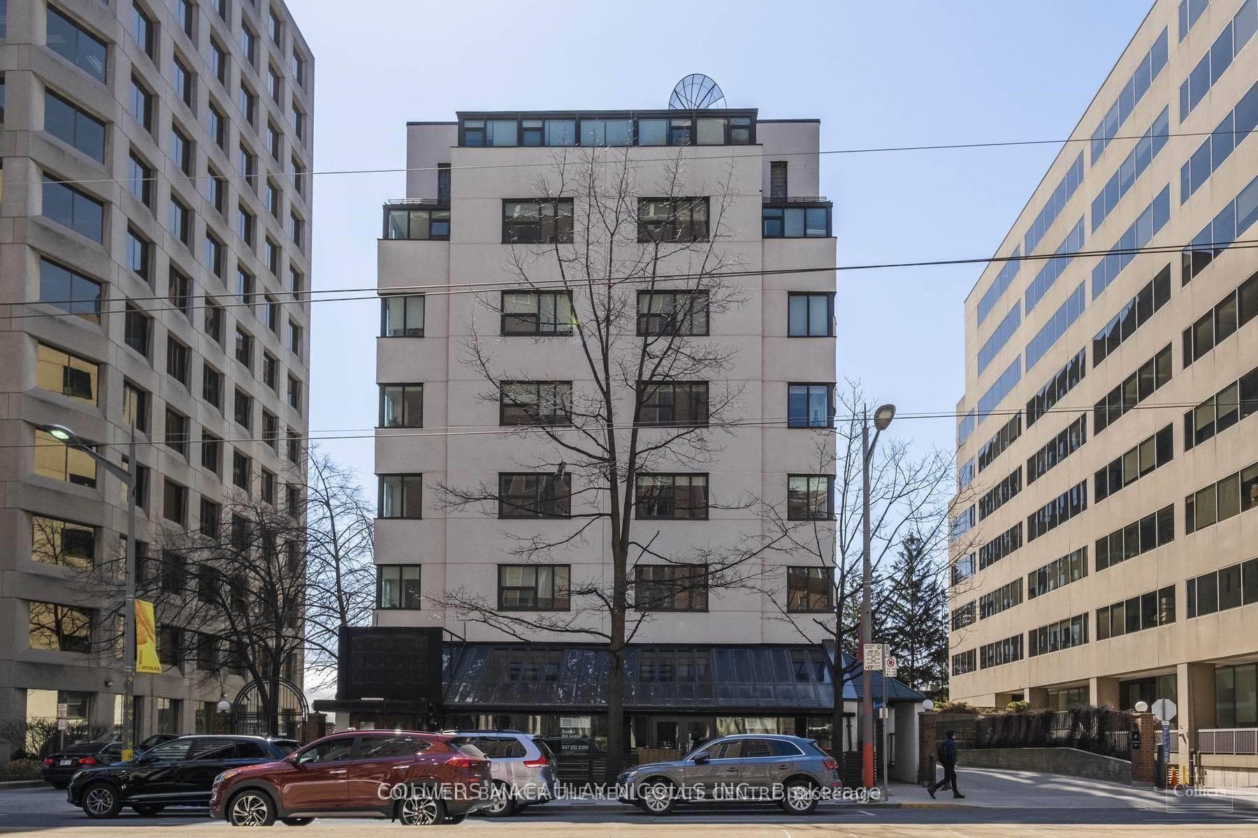 49 St. Clair Avenue W 105, Toronto, ON M4V 1K7, Toronto C02 — photo 1