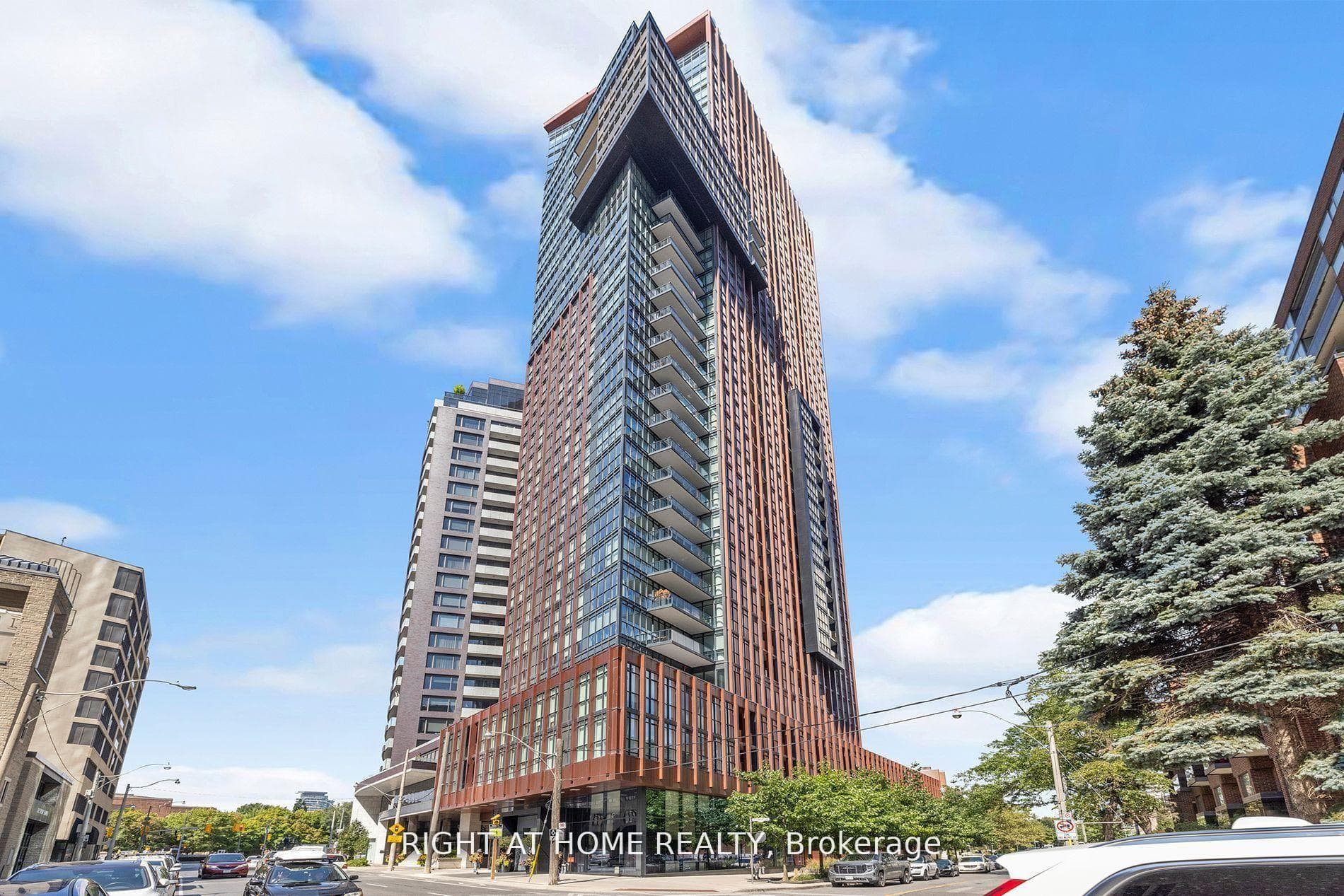32 Davenport Road TH 101, Toronto, ON M5R 1H3, Toronto C02 — photo 1