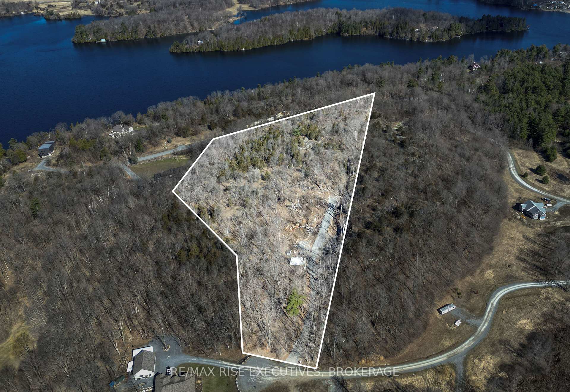 6 CRANBERRY COVE Lane, Frontenac, ON K0H 2N0, Frontenac — photo 1