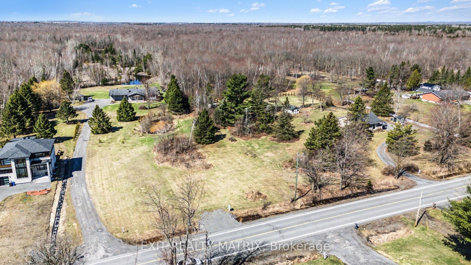 2080 Bouvier Road, Clarence-Rockland, ON K1A 1N0, Clarence-Rockland — photo 1