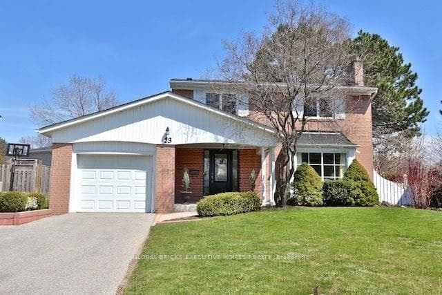 23 Whitefriars Drive, Toronto, ON M3A 2L2, Toronto C13 — photo 1