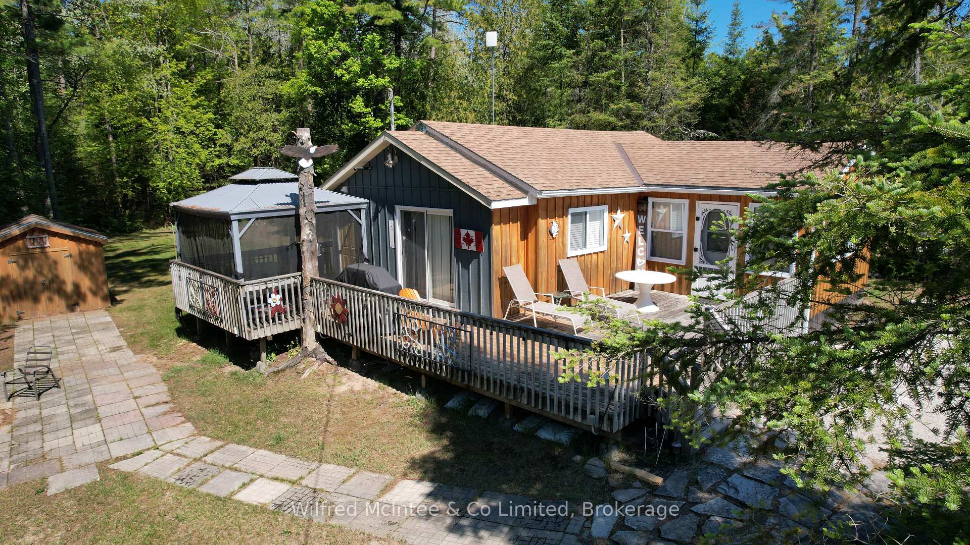 220 Ogimah Road, Native Leased Lands, ON N0H 2G0, Native Leased Lands — photo 1