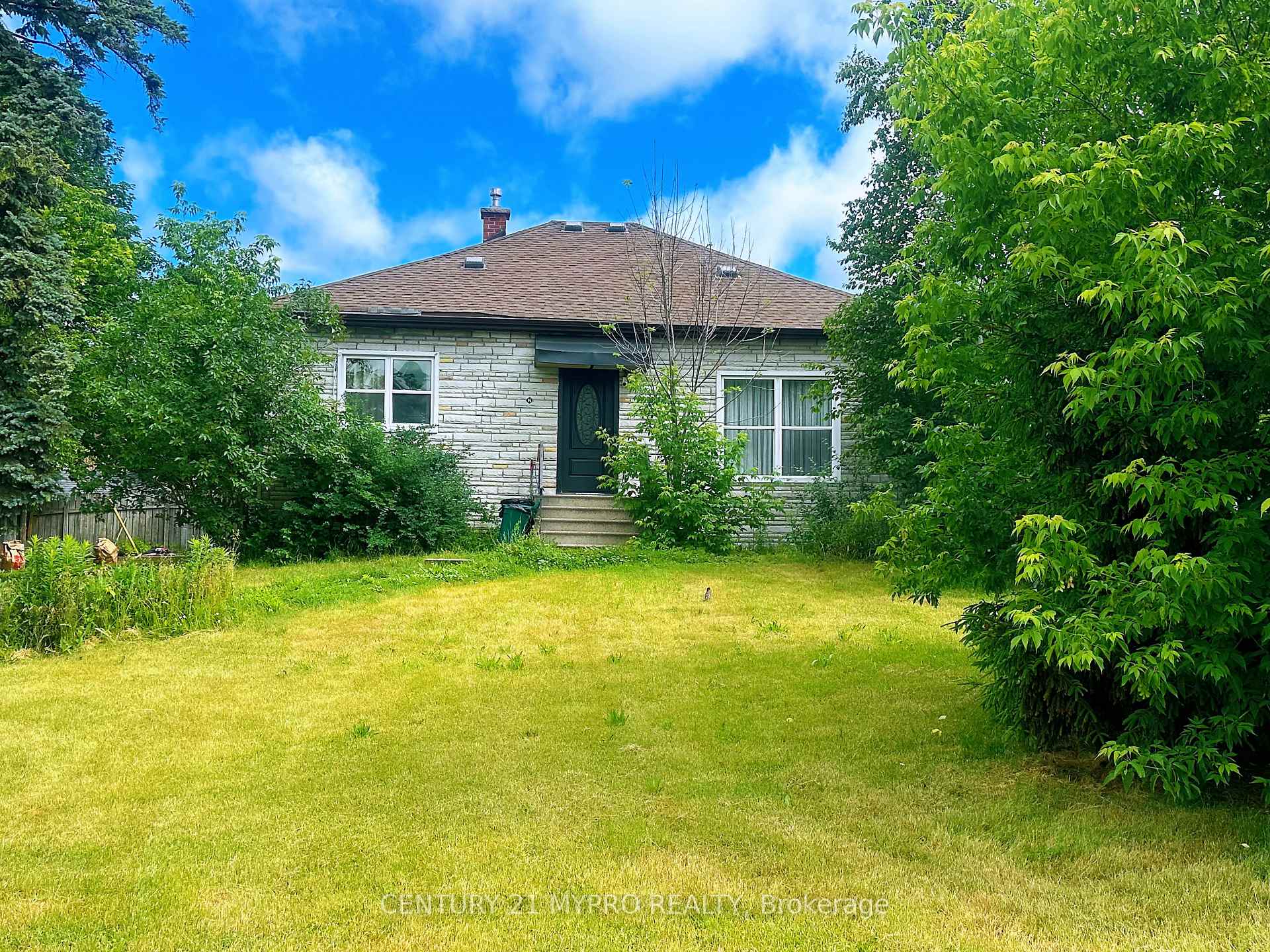 94 Prospect Street, Newmarket, ON L3Y 3T4, Newmarket — photo 1