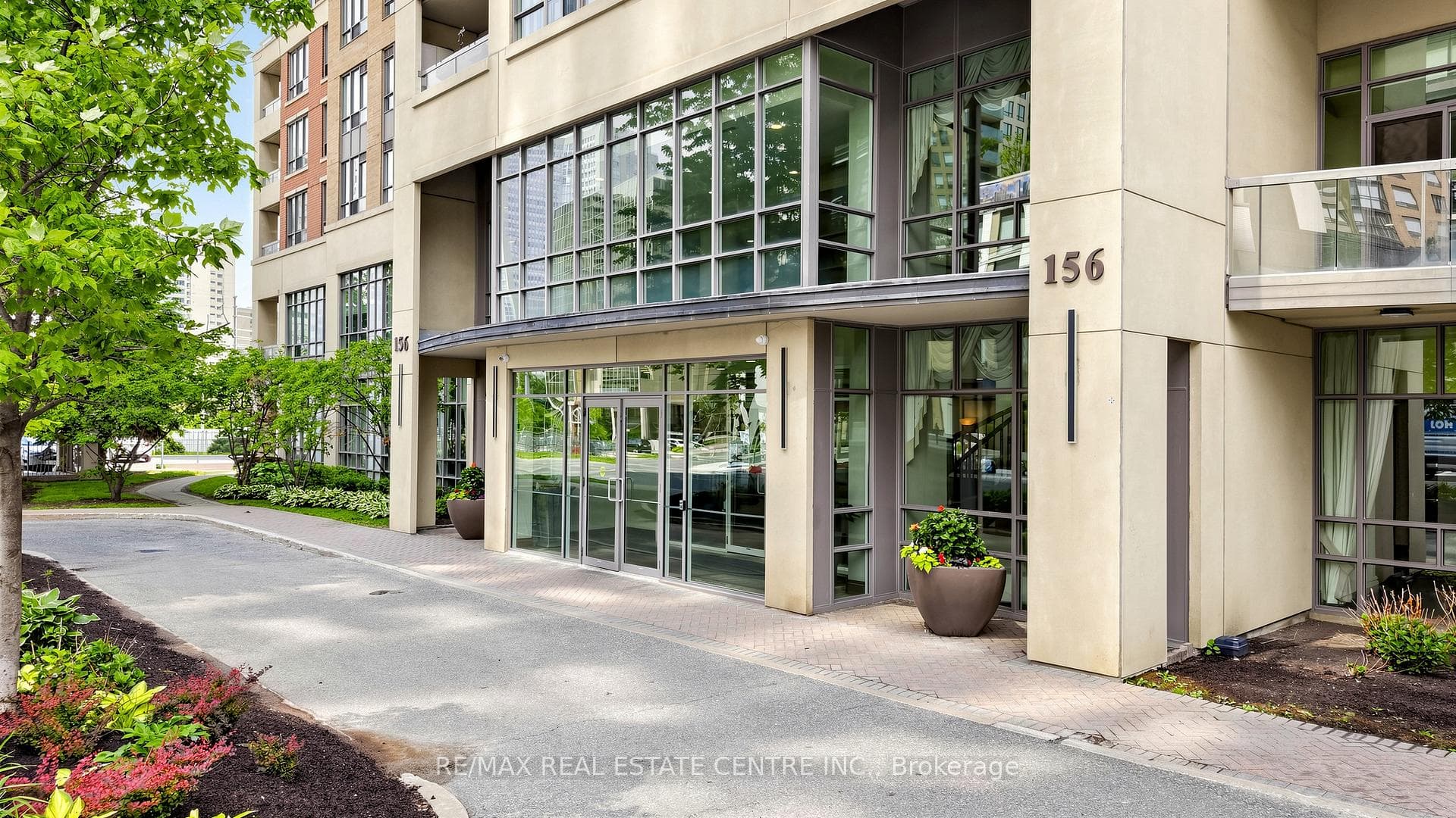 156 Enfield Place 310, Mississauga, ON L5B 4L8, Mississauga — photo 1