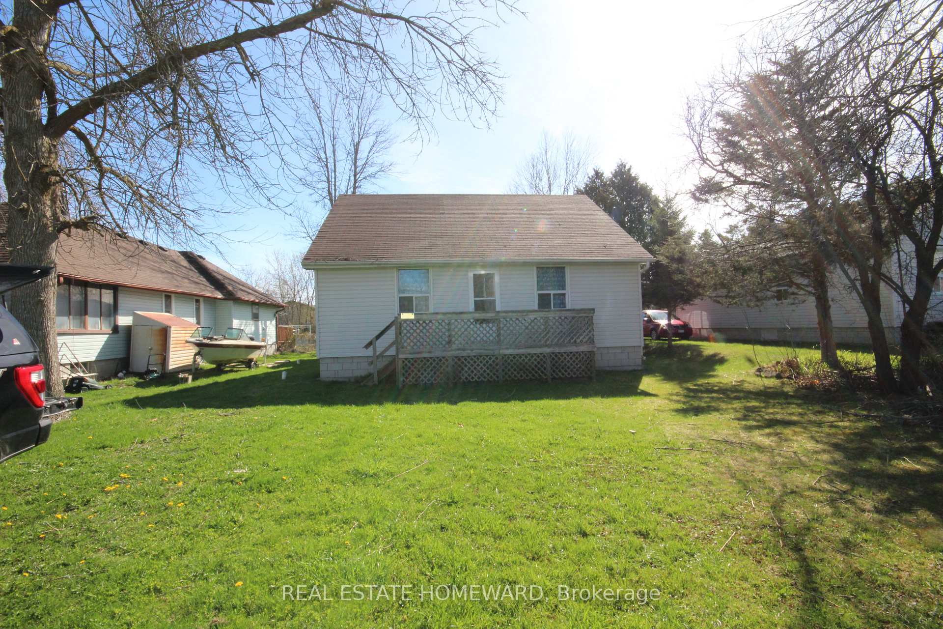 27125 Woodbine Avenue, Georgina, ON L4P 3E9, Georgina — photo 1